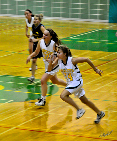 2011-09-30 Sarah Basketball-305